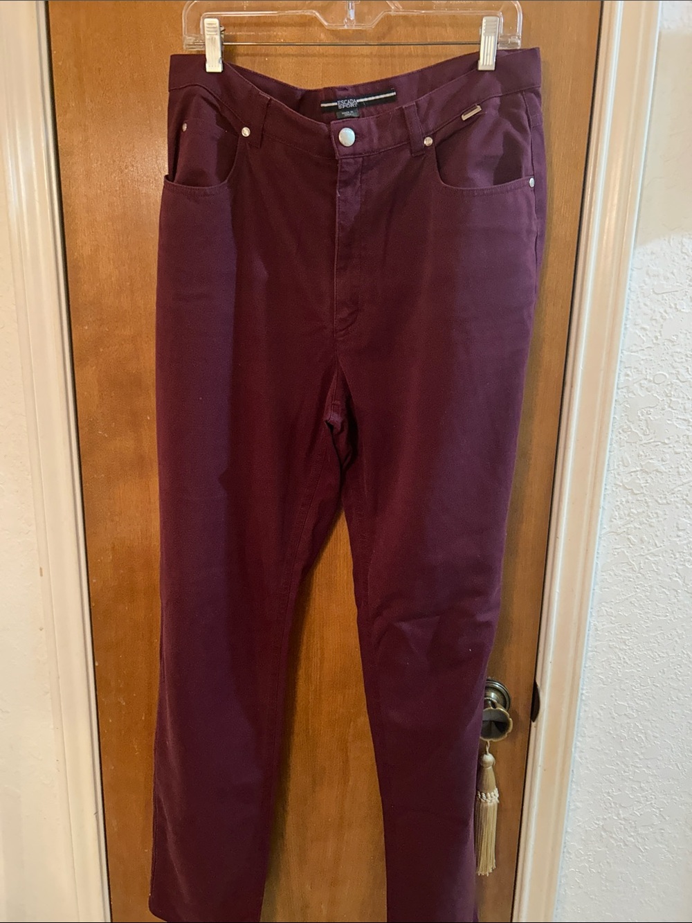 Escada women’s Burgundy Casual Pants - very comfy and in great shape. 14